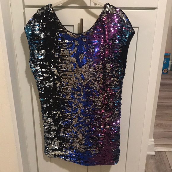 Sequin Dress Worn 3 Ways in Size Small - Picture 1 of 4